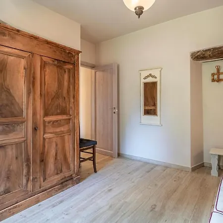 4 Bedroom Nice In Holiday home Castino