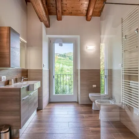 4 Bedroom Nice In Castino
