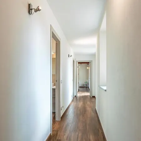4 Bedroom Nice In Castino