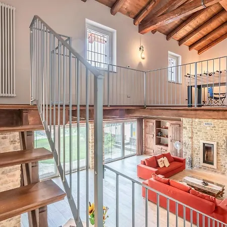 4 Bedroom Nice In * Castino