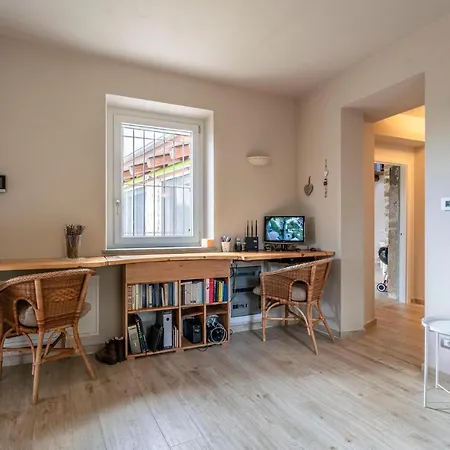 4 Bedroom Nice In *